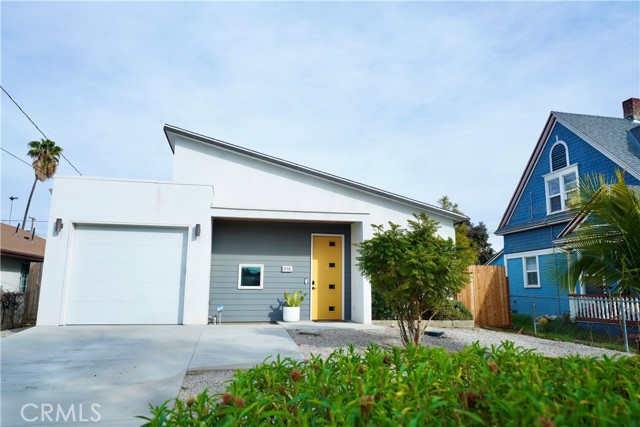 Property photo of 918 Lawton ST