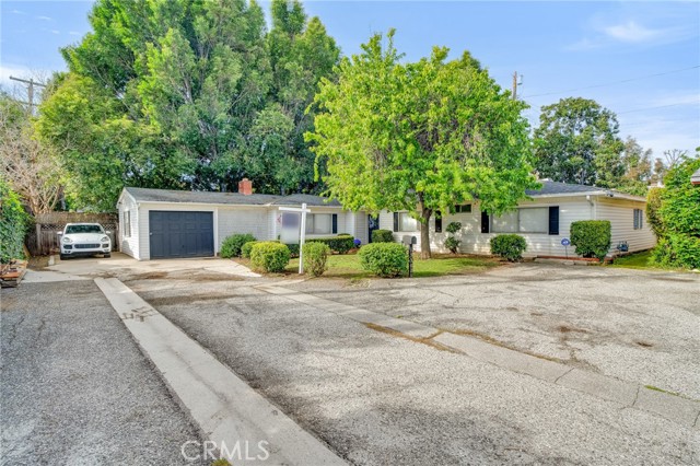 Property photo of 15382 Victory BL