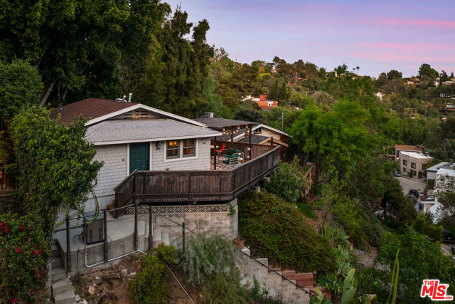 Property photo of 632 Museum DR