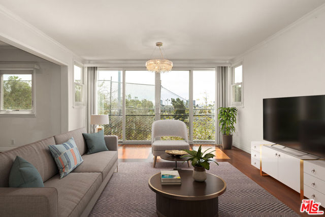 Property photo of 289 S Barrington AV