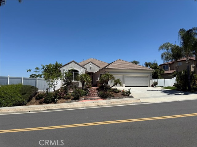 Property photo of 17287 Grove DR