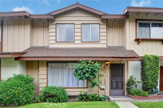 Property photo of 11000 Woodruff Avenue