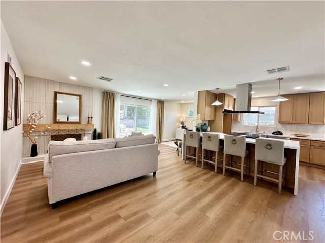 Property photo of 20853 Moonlake ST