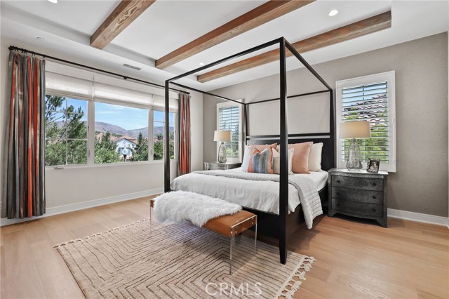 Property photo of 164 Villa Ridge
