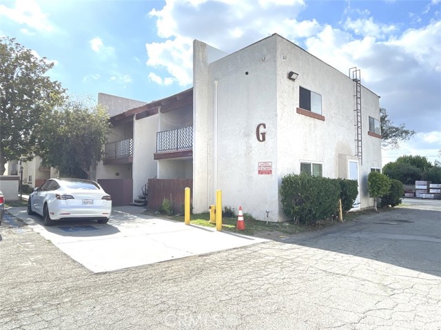 Photo of 23647 Golden Springs Dr