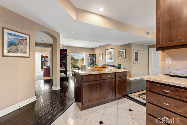 Property photo of 4424 Whitsett AV