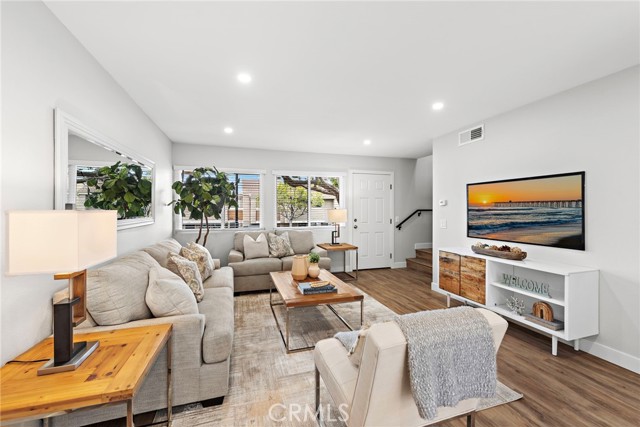 Photo of 11 Summerwalk Ct