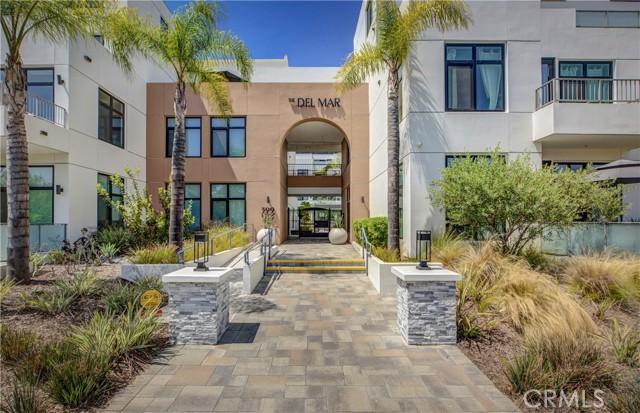 Property photo of 399 E Del Mar BL