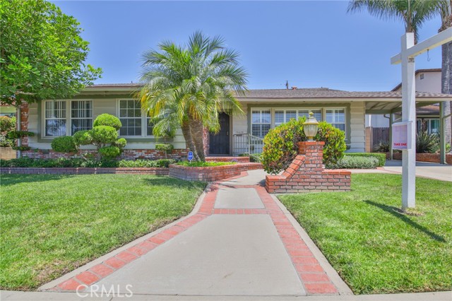 Property photo of 15429 Fairacres DR