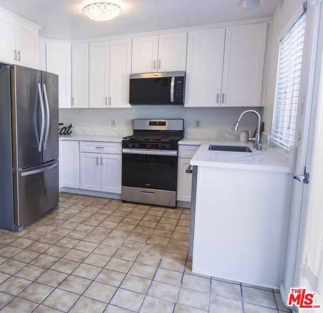 Property photo of 82 Eagle