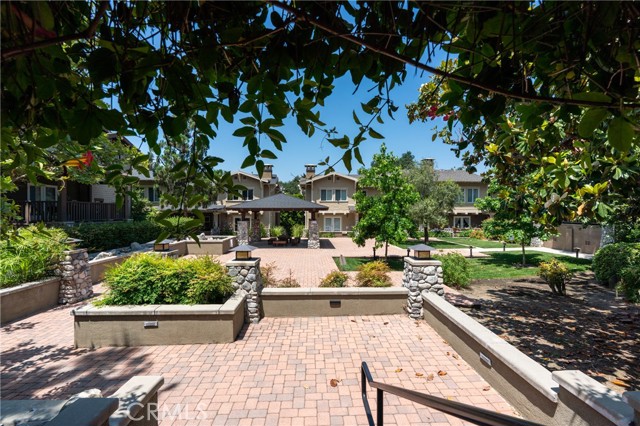 Property photo of 1709 N Fair Oaks AV
