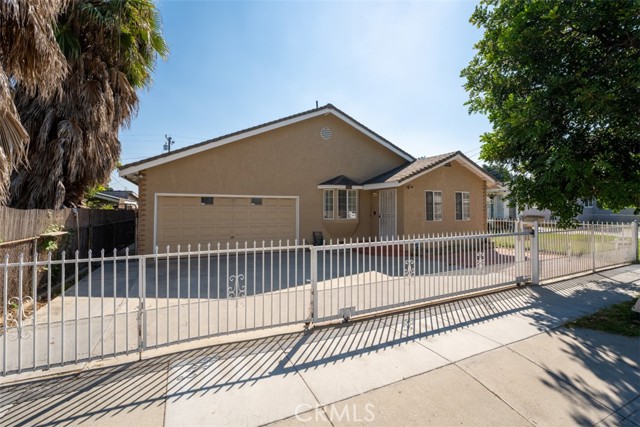 Property photo of 2330 W Lincoln ST