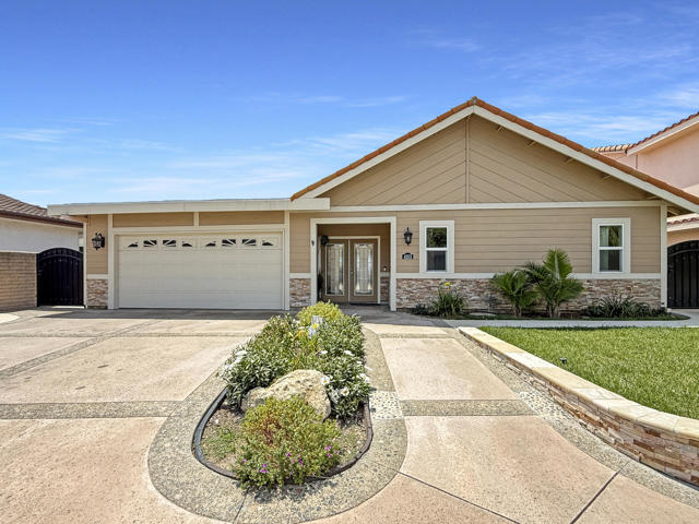 Property photo of 4103 Calle Bienvenido