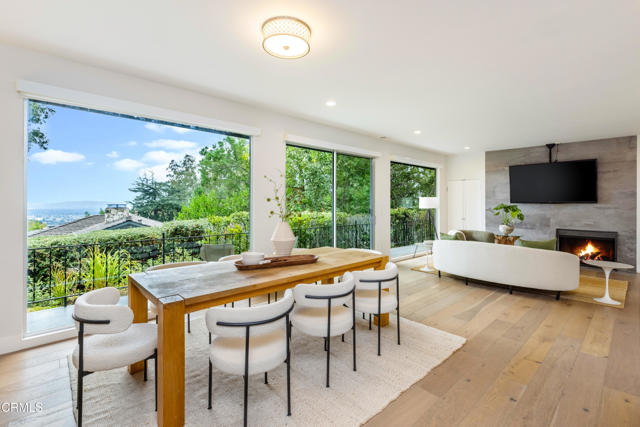 Property photo of 2065 Liliano DR