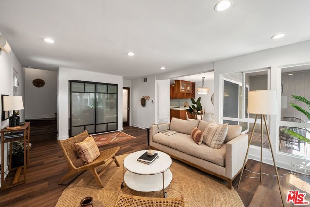 Property photo of 2508 Arizona AV