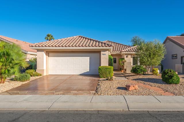 Property photo of 78312 Yucca Blossom DR