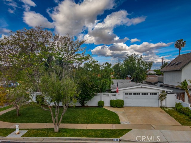 Photo of 208 Dartmouth Pl