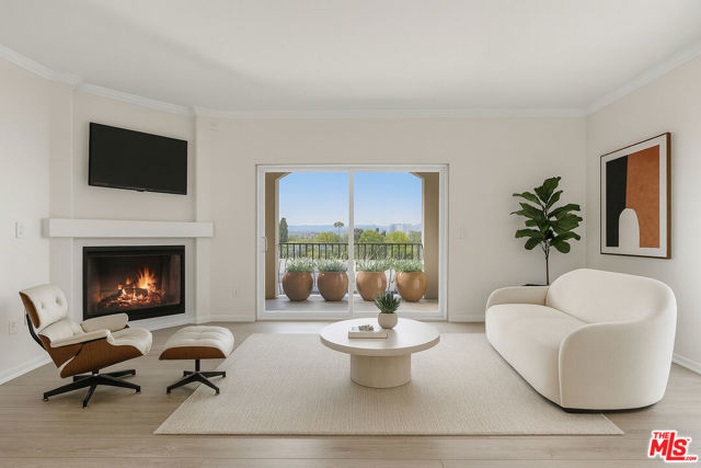 Property photo of 3401 S Bentley AV