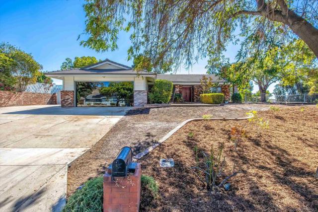 Property photo of 33155 Avenue D