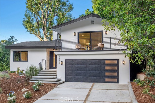 Property photo of 14457 Glorietta DR