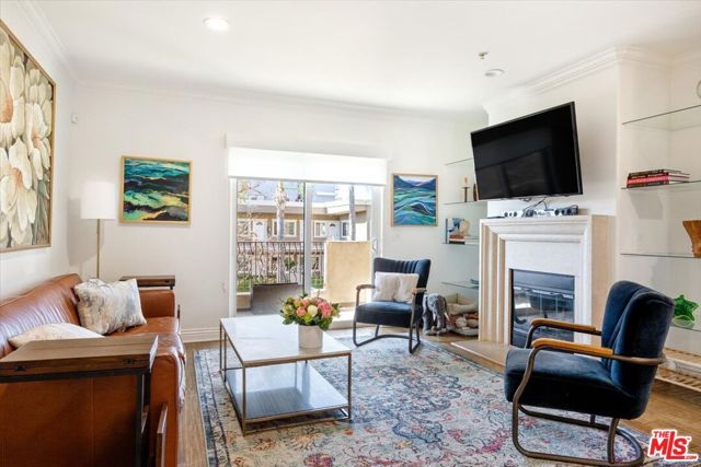 Property photo of 4394 Farmdale AV