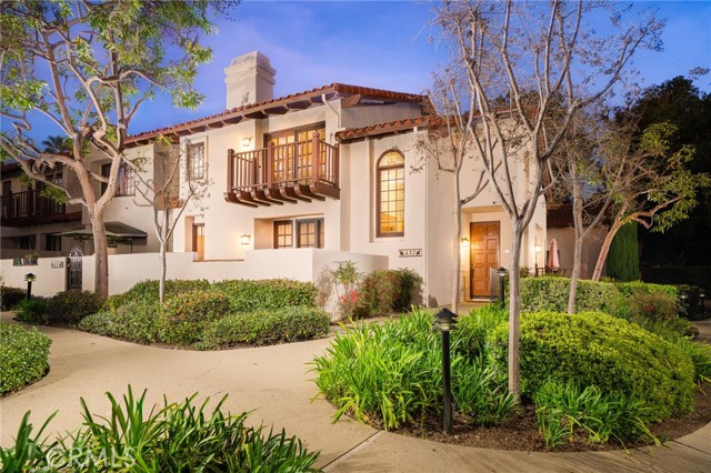 Property photo of 432 E Bougainvillea LN