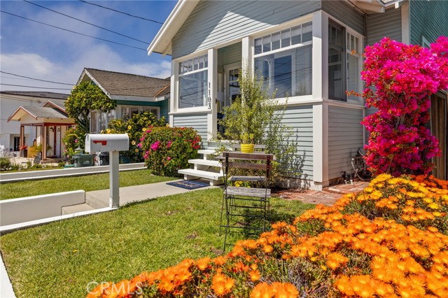 Photo of 1103 2nd St