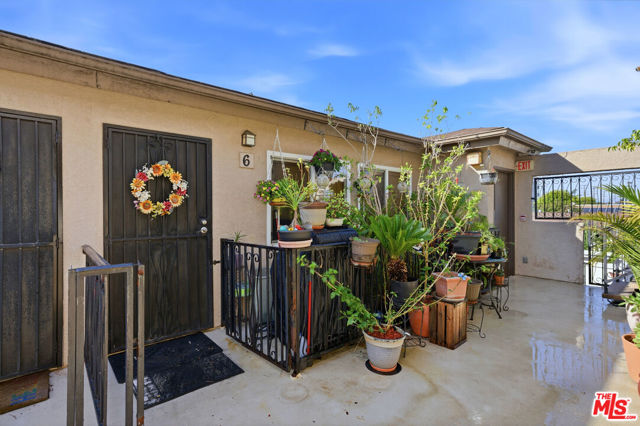 Property photo of 1100 Walnut AV