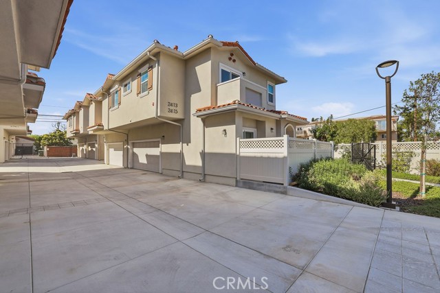 Property photo of 2413 Arlington AV