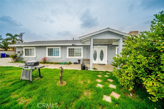 Property photo of 19340 S Jurupa AV