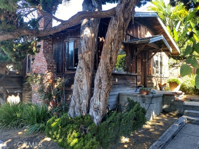 Property photo of 656 Thalia ST