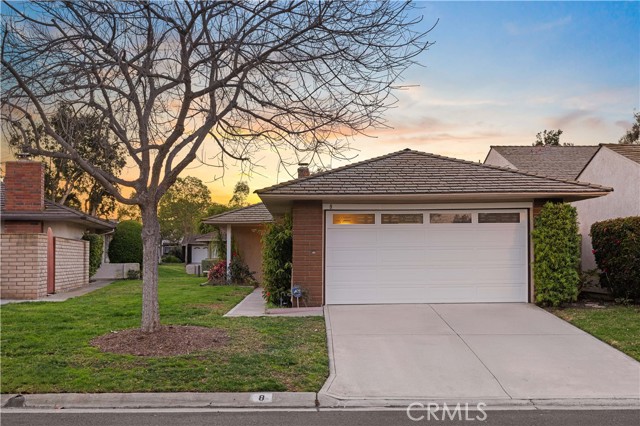 Property photo of 8 Dogwood