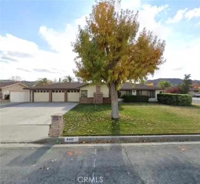 Property photo of 41423 Thornton AV
