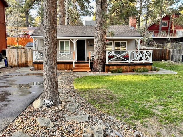 Property photo of 31042 GLEN OAK DR