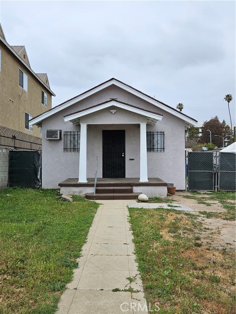 Property photo of 509 E 97th ST
