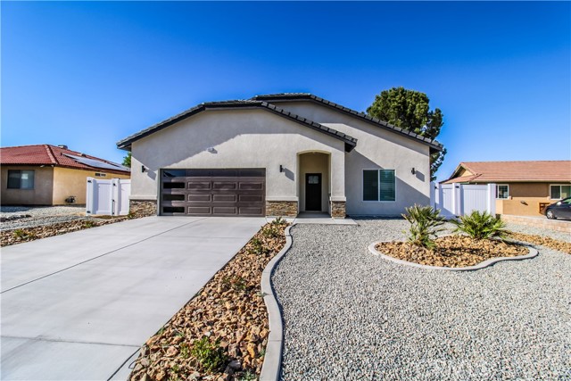 Property photo of 14812 Crofton LN
