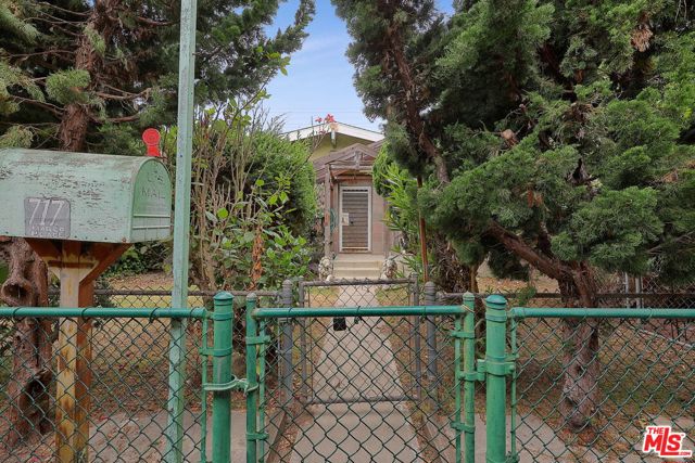 Property photo of 717 Marco PL