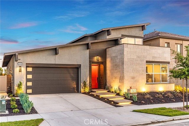 Property photo of 2634 E Scarlett LN