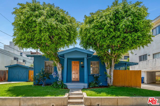 Property photo of 1015 Granville AV