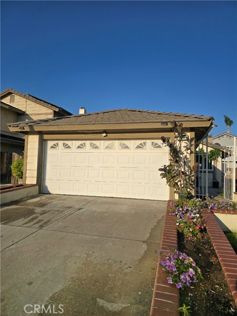 Property photo of 1290 N Coral Tree RD