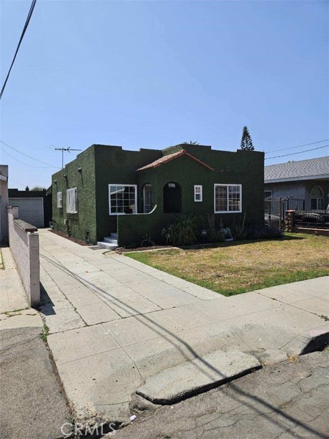 Property photo of 2263 Baltic AV
