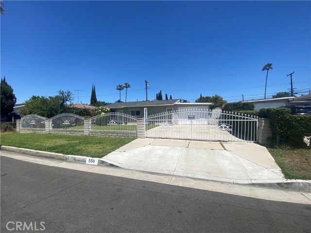 Property photo of 550 Whiteford AV
