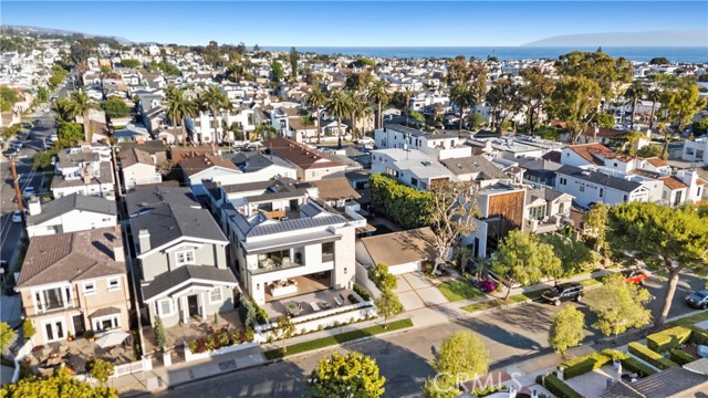 Property photo of 516 Larkspur AV