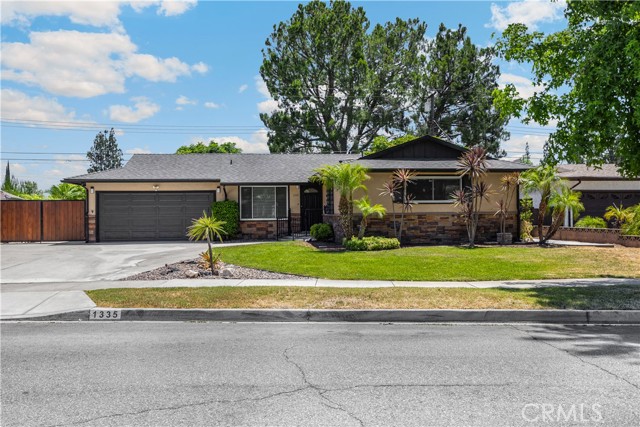 Property photo of 1335 W H St