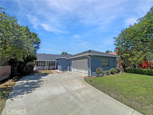 Property photo of 11753 Kling ST
