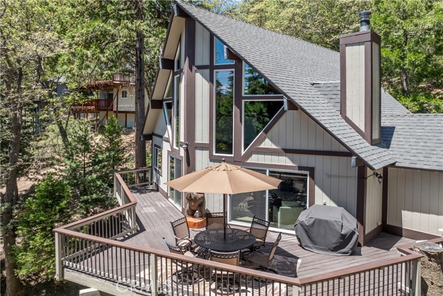 Property photo of 27319 Pinewood DR