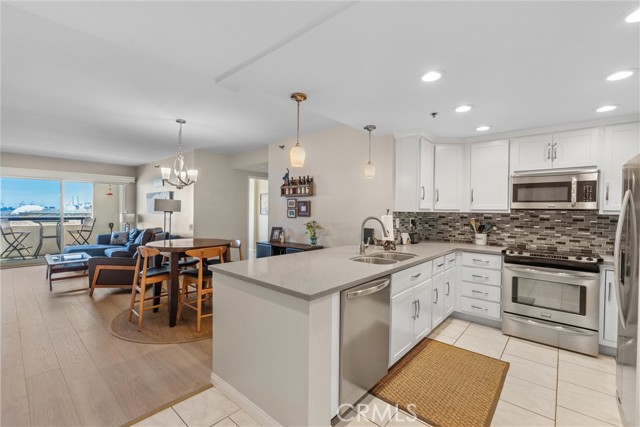 Property photo of 525 E Seaside WY
