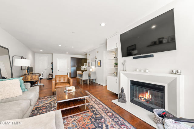 Property photo of 10878 Bloomfield ST
