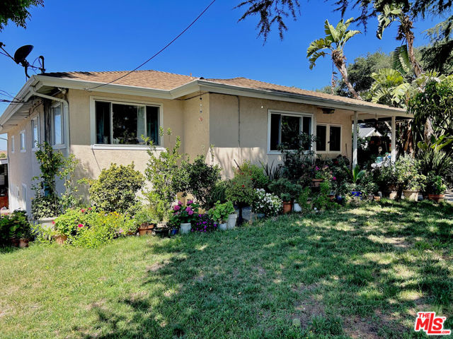 Property photo of 10205 Fairgrove AV
