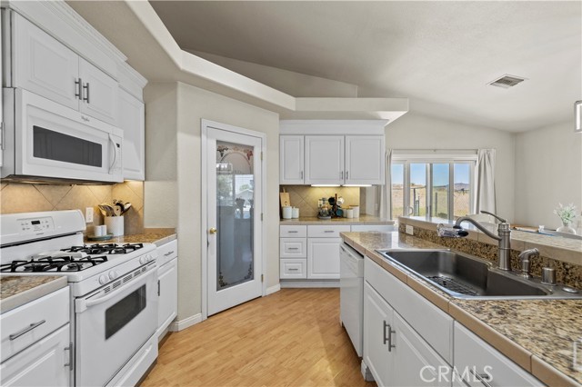 Property photo of 42647 Pinecliff ST